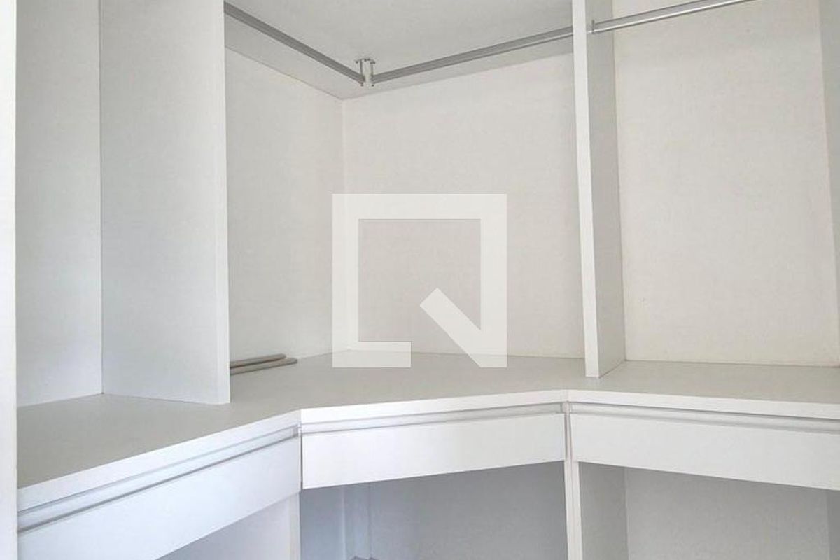 Casa à Venda - Swiss Park, 5 Quartos,  583 m2 em , Campinas - sp | SoloBR