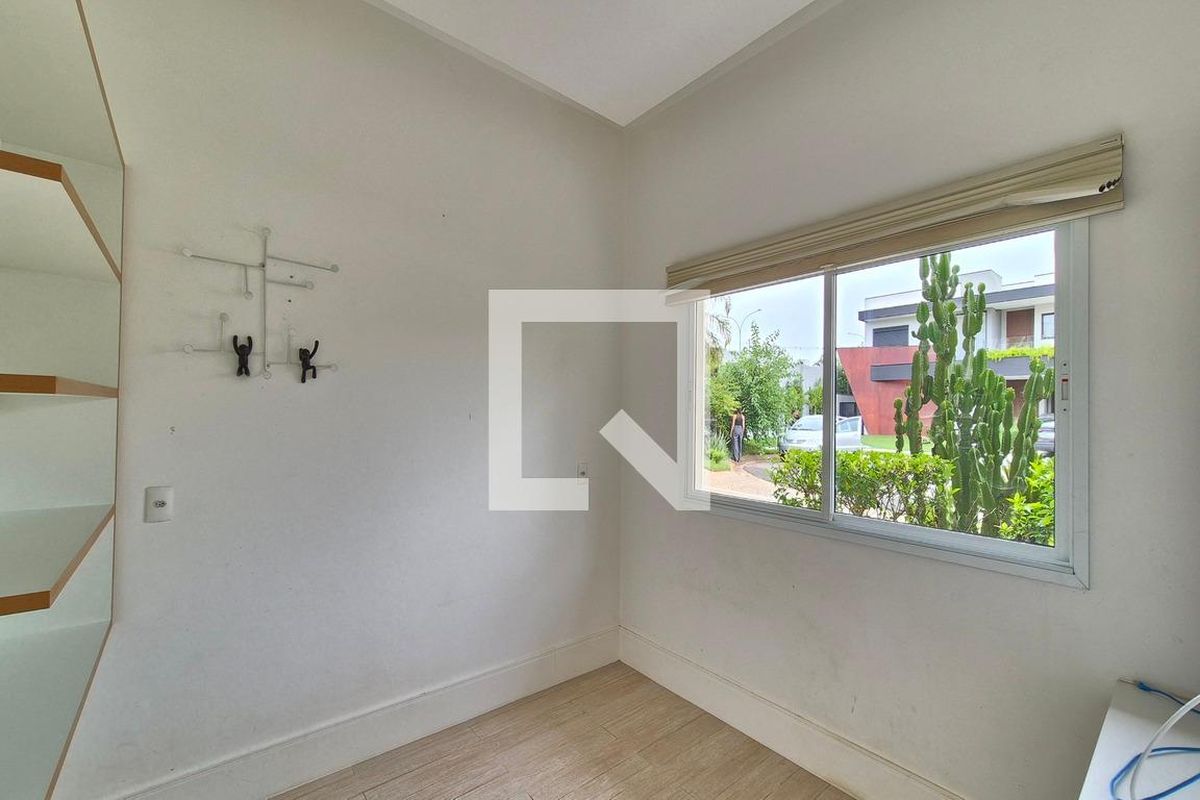Casa à Venda - Swiss Park, 5 Quartos,  583 m2 em , Campinas - sp | SoloBR