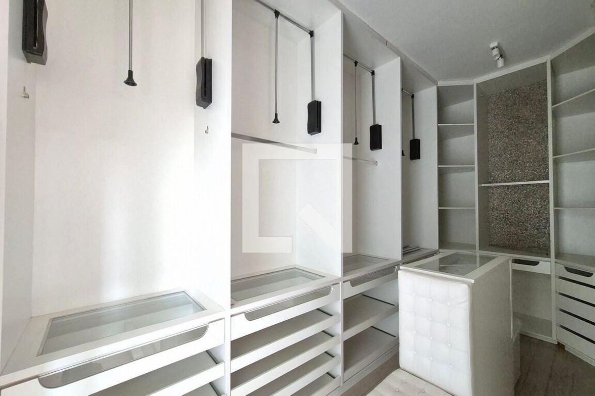 Casa à Venda - Swiss Park, 5 Quartos,  583 m2 em , Campinas - sp | SoloBR