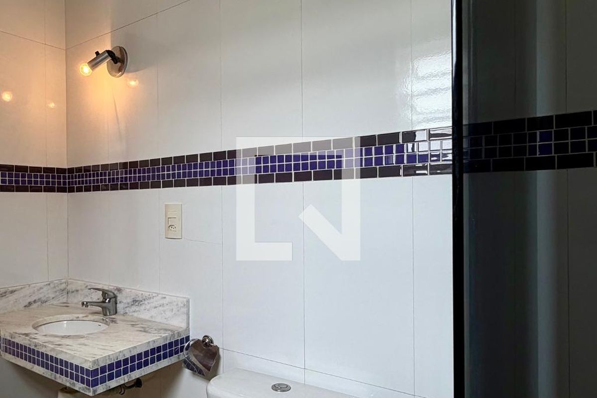 Casa, 3 quartos, 250 m² - Foto 52