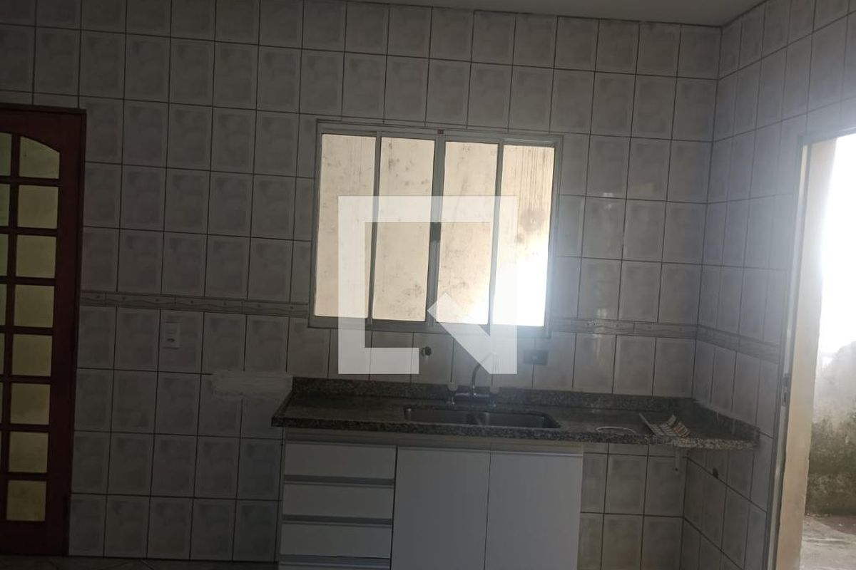Casa, 2 quartos, 160 m² - Foto 19