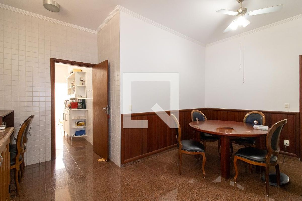 Casa à Venda - Jardim Chapadão, 6 Quartos,  444 m2 em , Campinas - sp | SoloBR