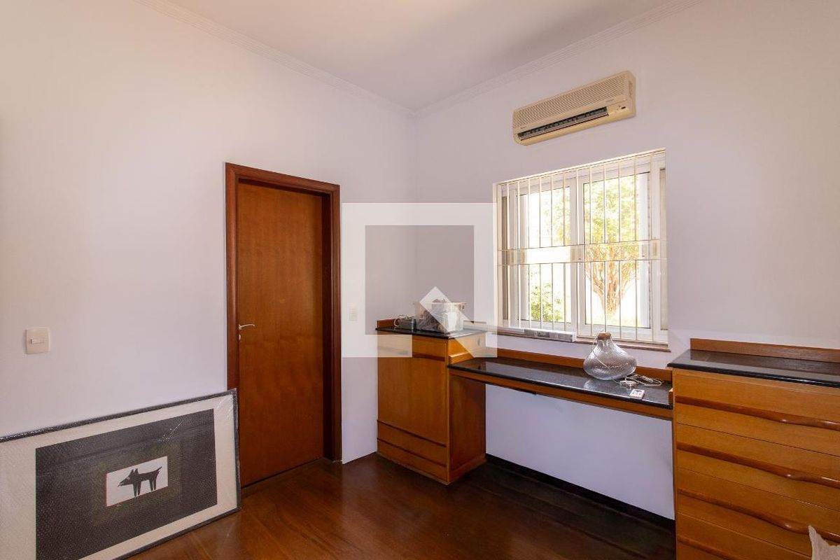 Casa à Venda - Jardim Chapadão, 6 Quartos,  444 m2 em , Campinas - sp | SoloBR