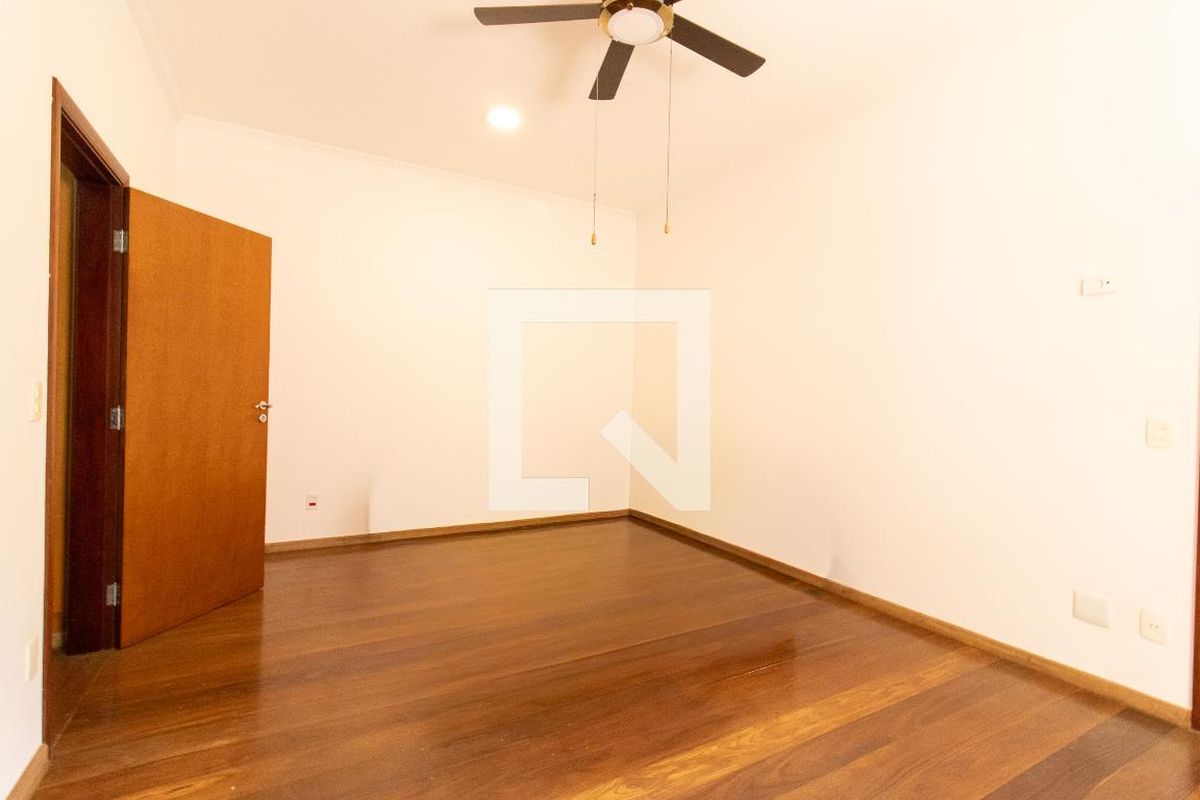 Casa à Venda - Jardim Chapadão, 6 Quartos,  444 m2 em , Campinas - sp | SoloBR