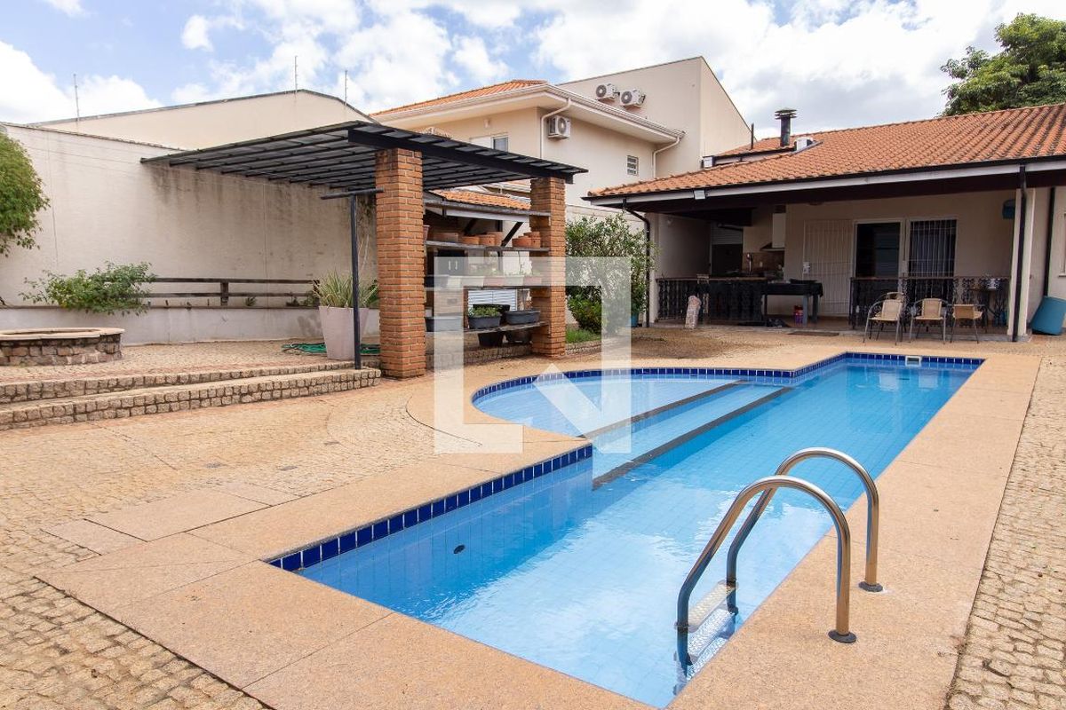 Casa à Venda - Jardim Chapadão, 6 Quartos,  444 m2 em , Campinas - sp | SoloBR