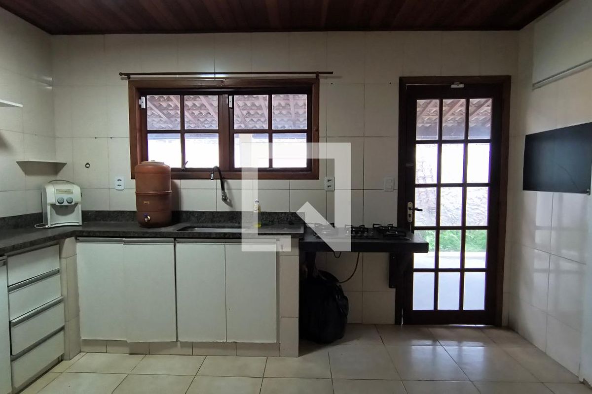 Casa, 2 quartos, 300 m² - Foto 48