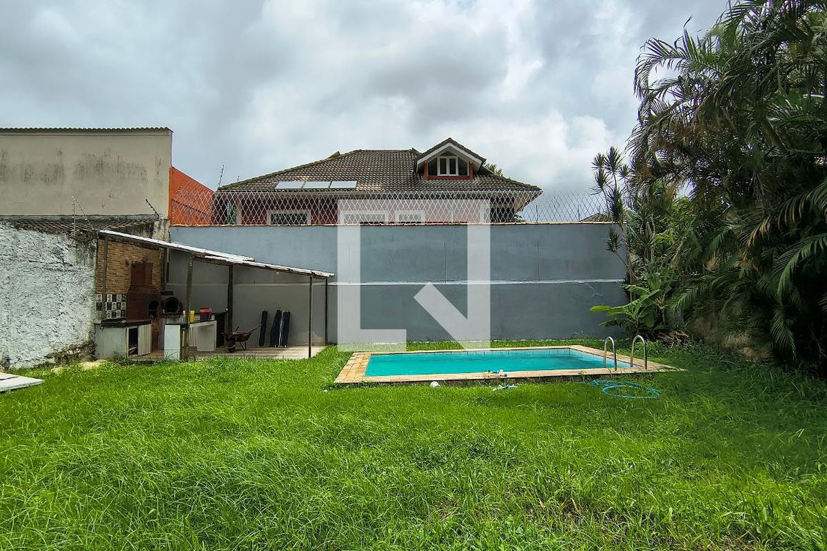 Casa, 2 quartos, 300 m² - Foto 66