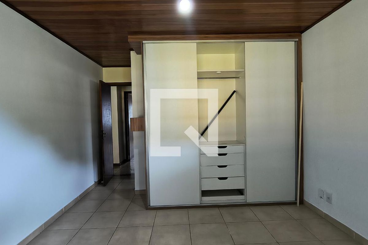 Casa, 2 quartos, 300 m² - Foto 16