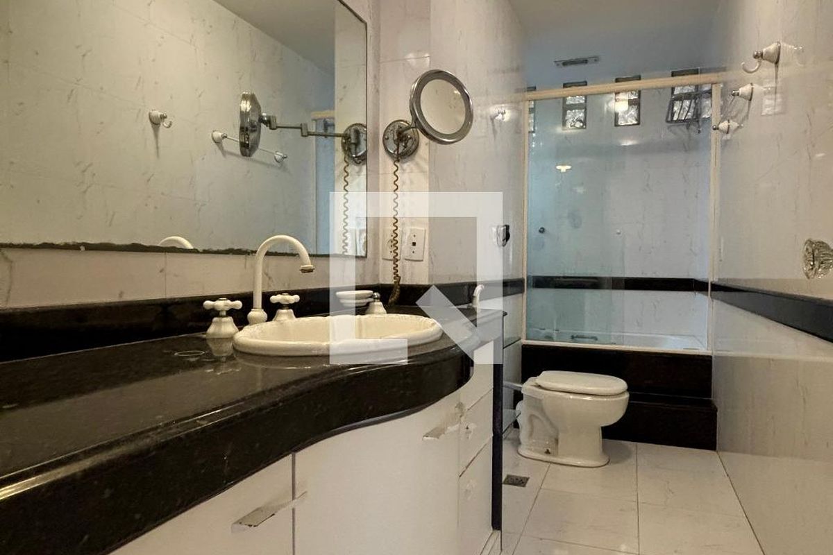 Apartamento, 4 quartos, 205 m² - Foto 70