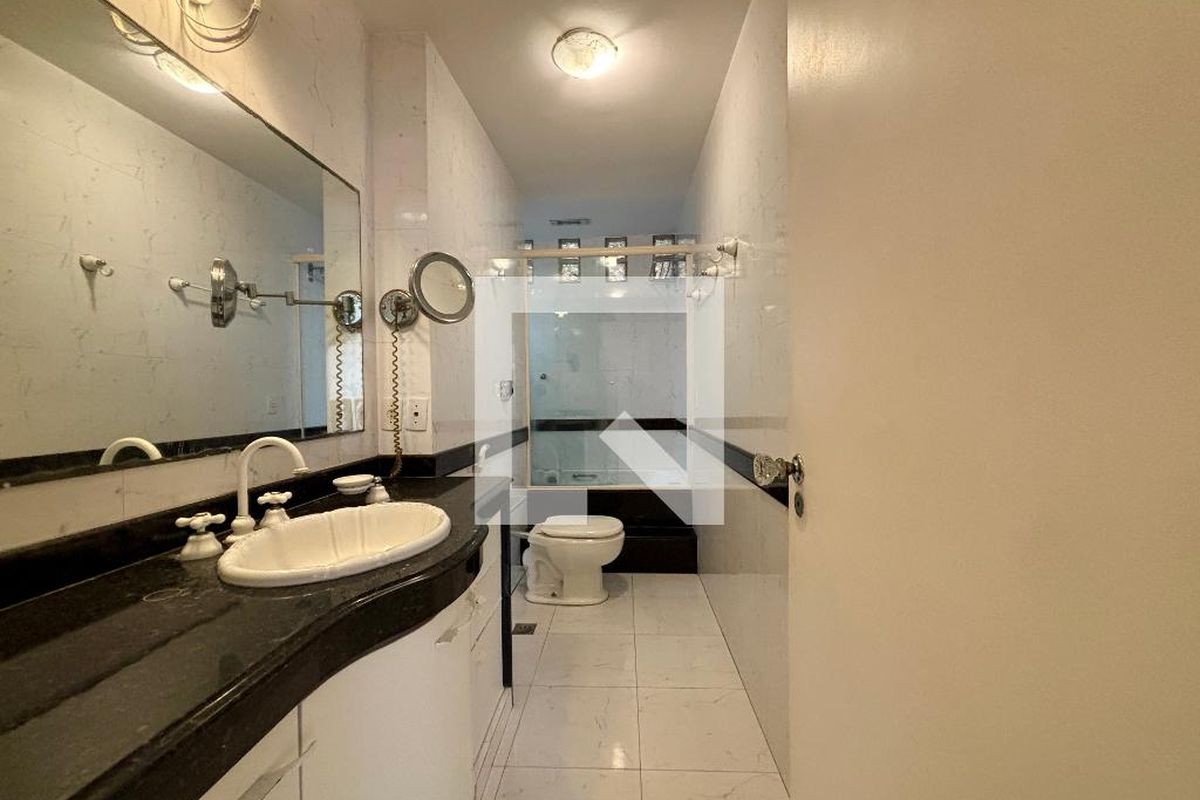 Apartamento, 4 quartos, 205 m² - Foto 68