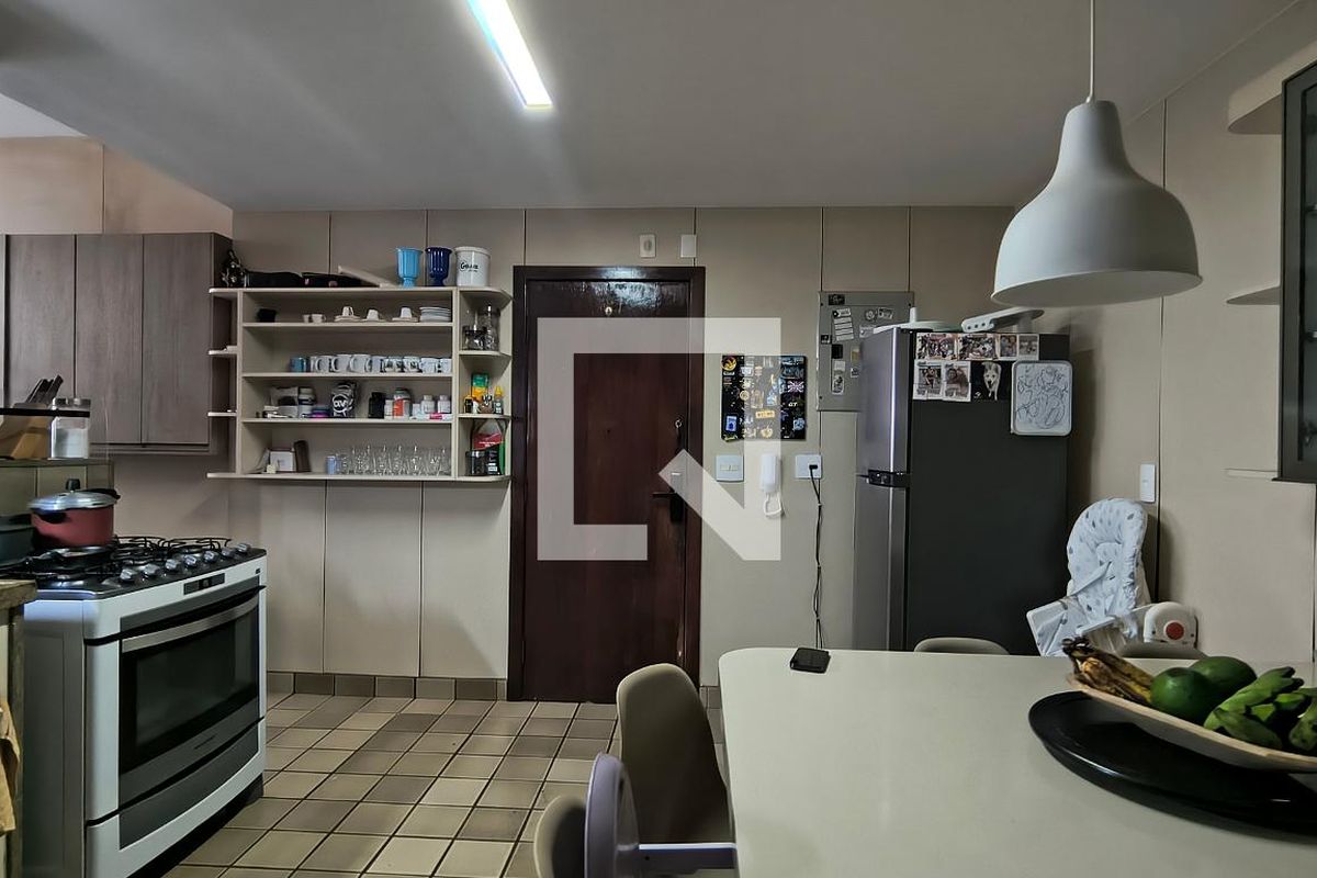 Apartamento, 3 quartos, 209 m² - Foto 68