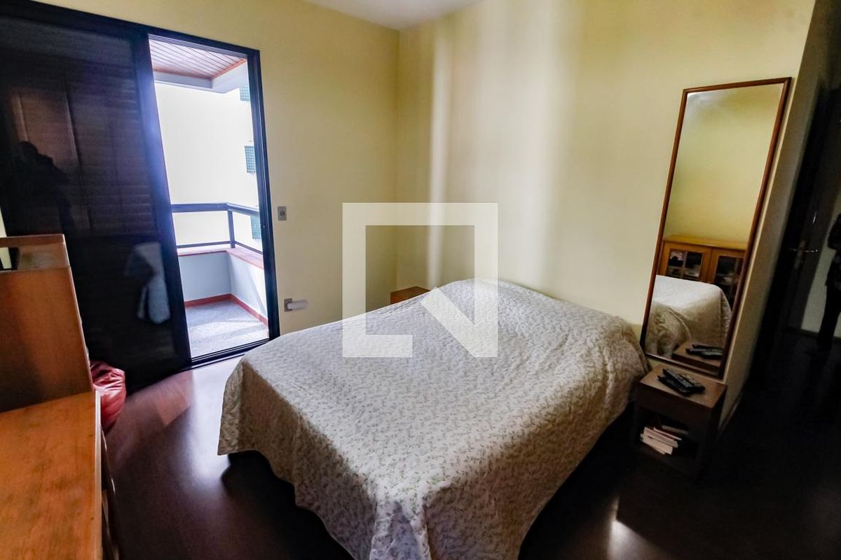 Apartamento, 4 quartos, 156 m² - Foto 11