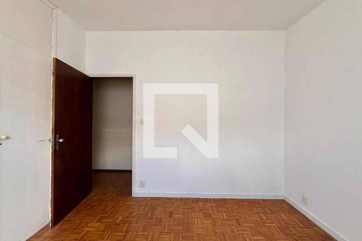 Casa à Venda - Jardim Flamboyant, 3 Quartos,  197 m2 em , Campinas - sp | SoloBR