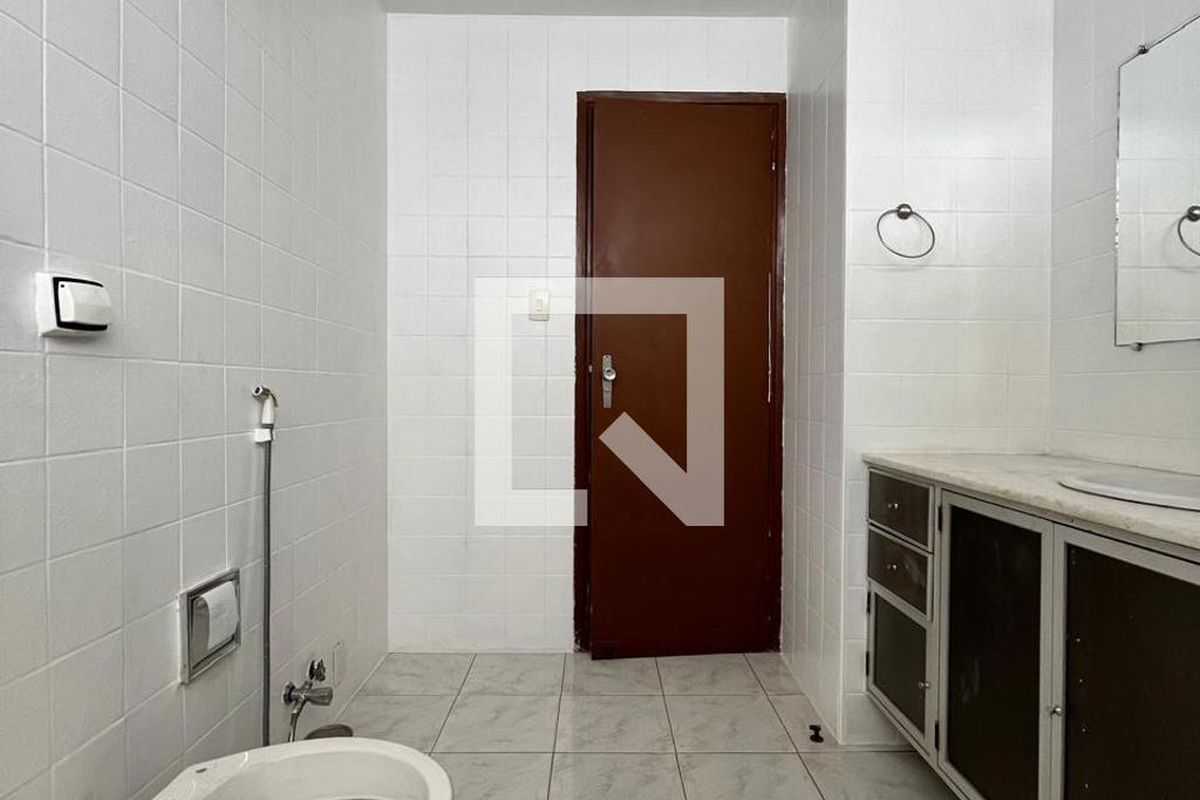 Casa à Venda - Jardim Flamboyant, 3 Quartos,  197 m2 em , Campinas - sp | SoloBR