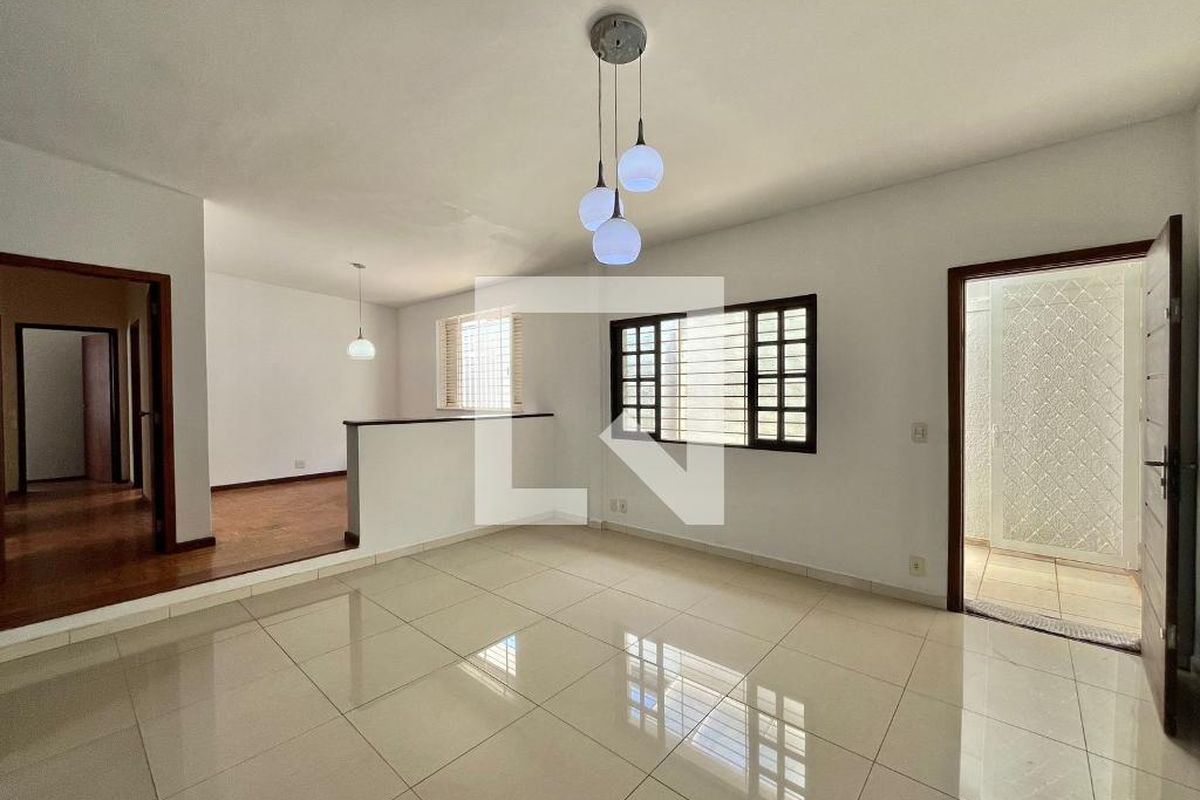 Casa à Venda - Jardim Flamboyant, 3 Quartos,  197 m2 em , Campinas - sp | SoloBR