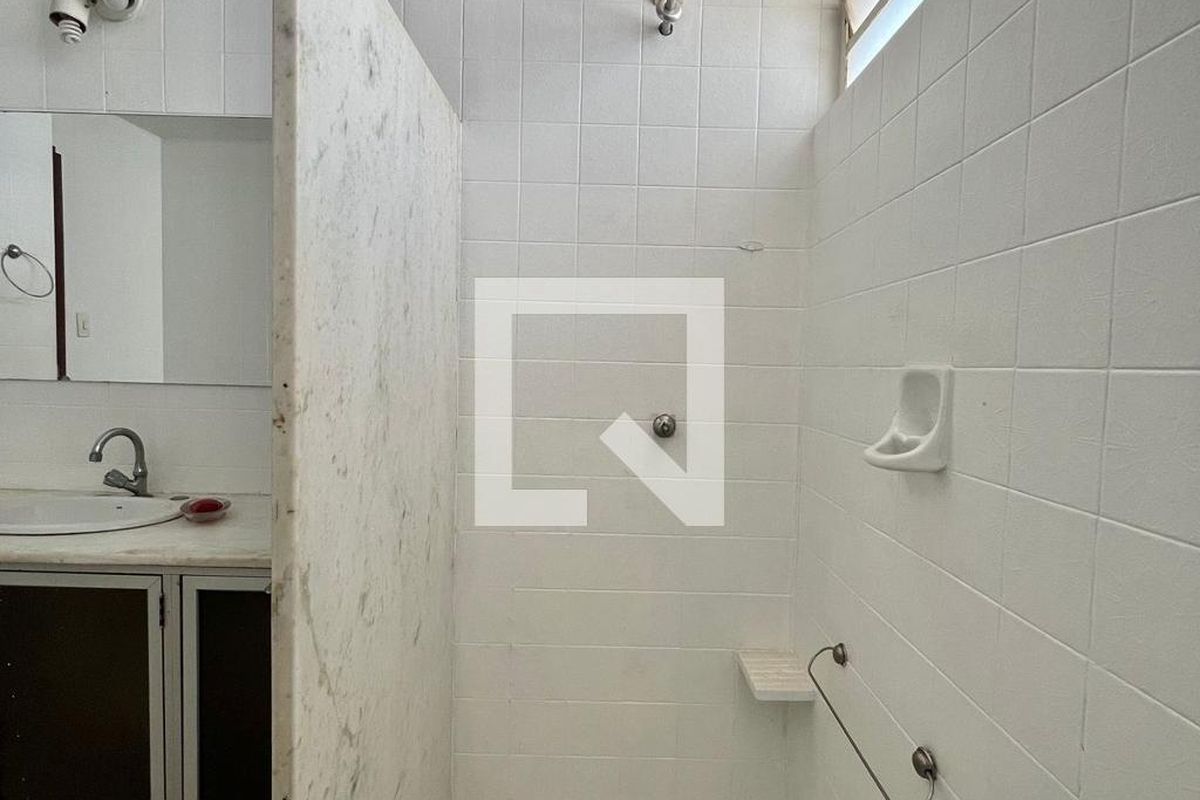 Casa à Venda - Jardim Flamboyant, 3 Quartos,  197 m2 em , Campinas - sp | SoloBR