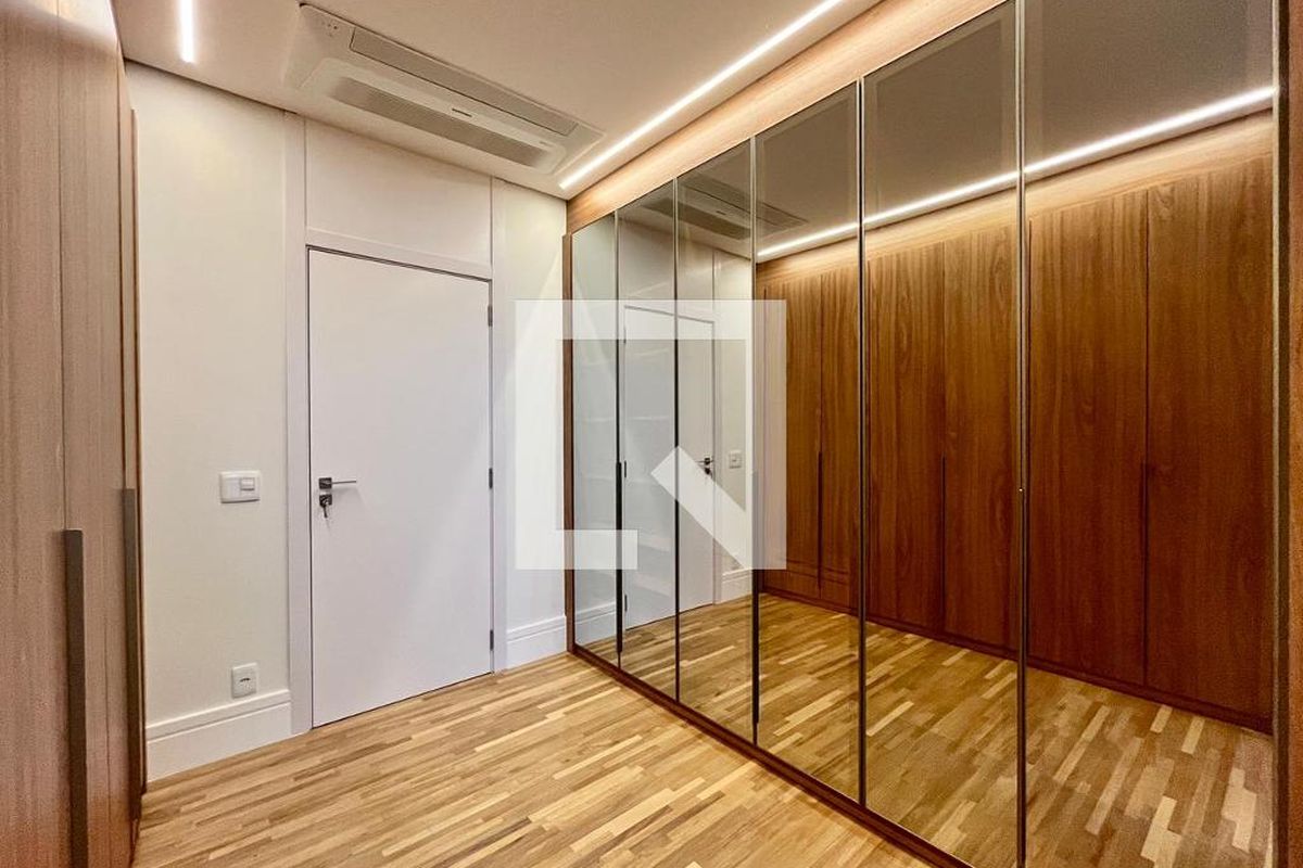 Apartamento à Venda - Cambuí, 3 Quartos,  257 m2 em , Campinas - sp | SoloBR