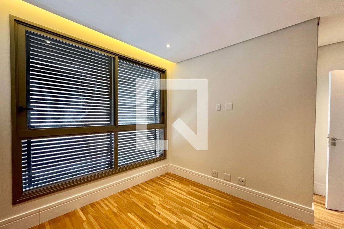 Apartamento à Venda - Cambuí, 3 Quartos,  257 m2 em , Campinas - sp | SoloBR