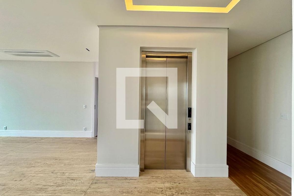 Apartamento à Venda - Cambuí, 3 Quartos,  257 m2 em , Campinas - sp | SoloBR