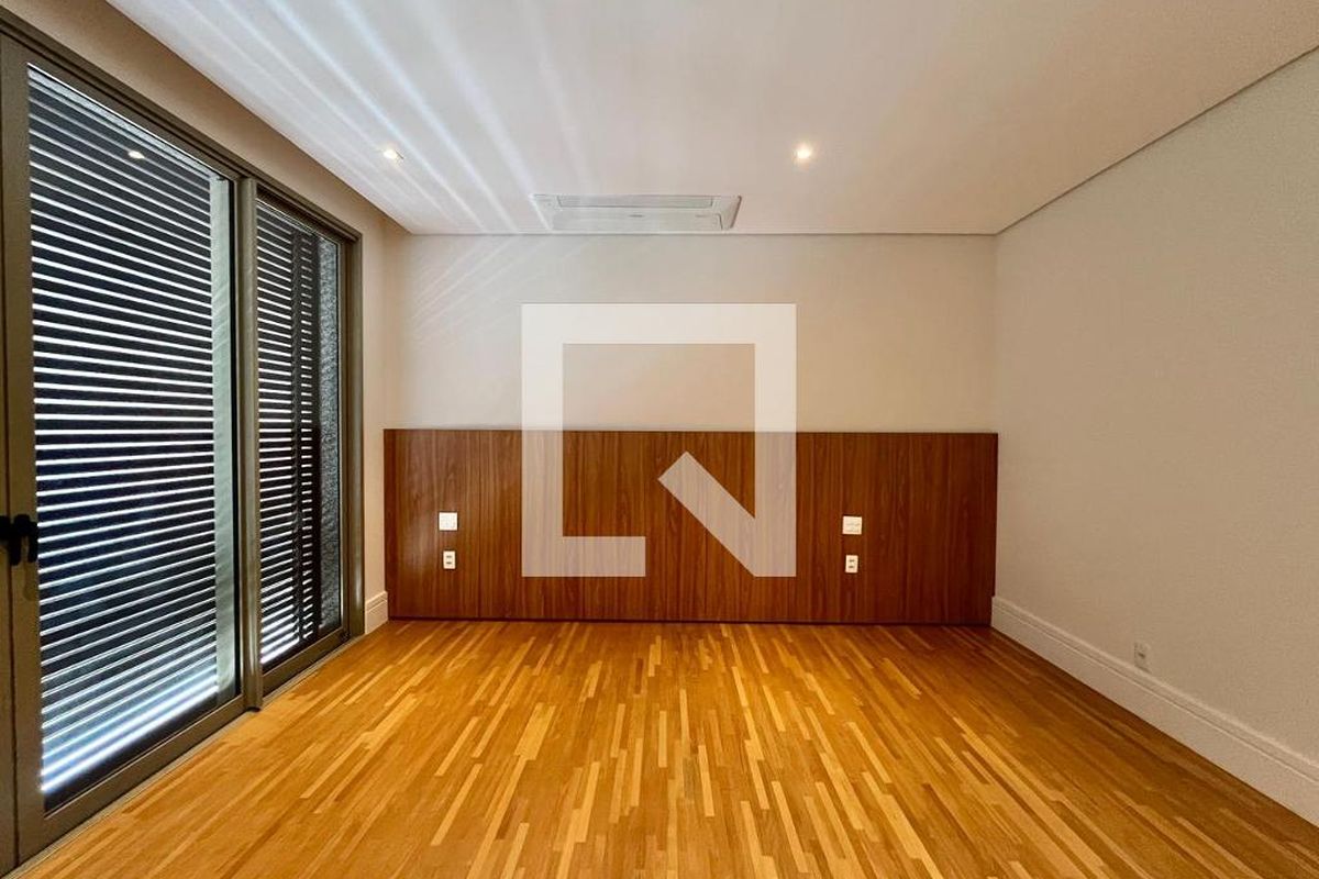Apartamento à Venda - Cambuí, 3 Quartos,  257 m2 em , Campinas - sp | SoloBR