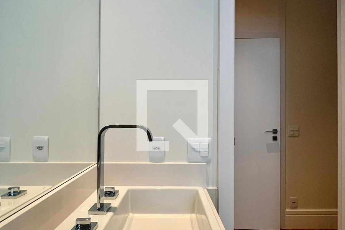 Apartamento à Venda - Cambuí, 3 Quartos,  257 m2 em , Campinas - sp | SoloBR
