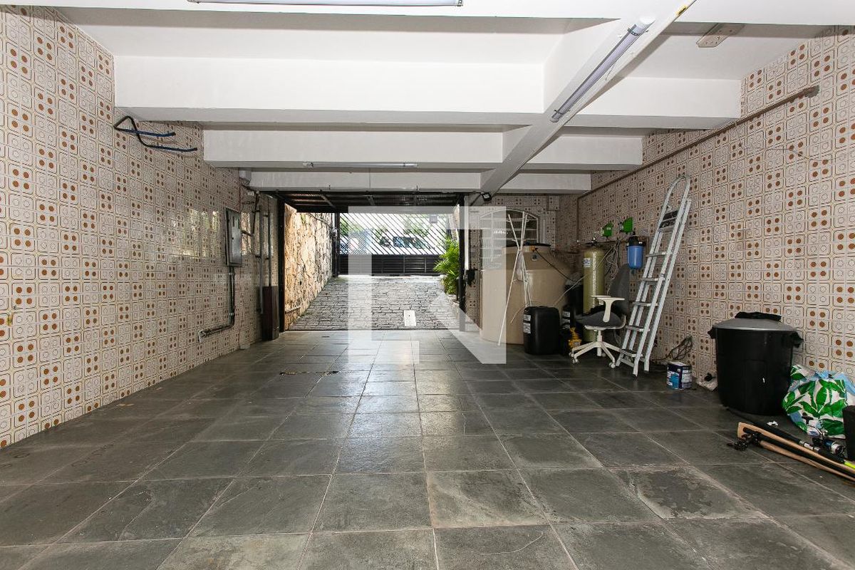 Casa, 3 quartos, 231 m² - Foto 45