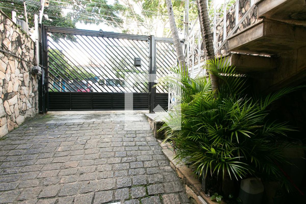 Casa, 3 quartos, 231 m² - Foto 47