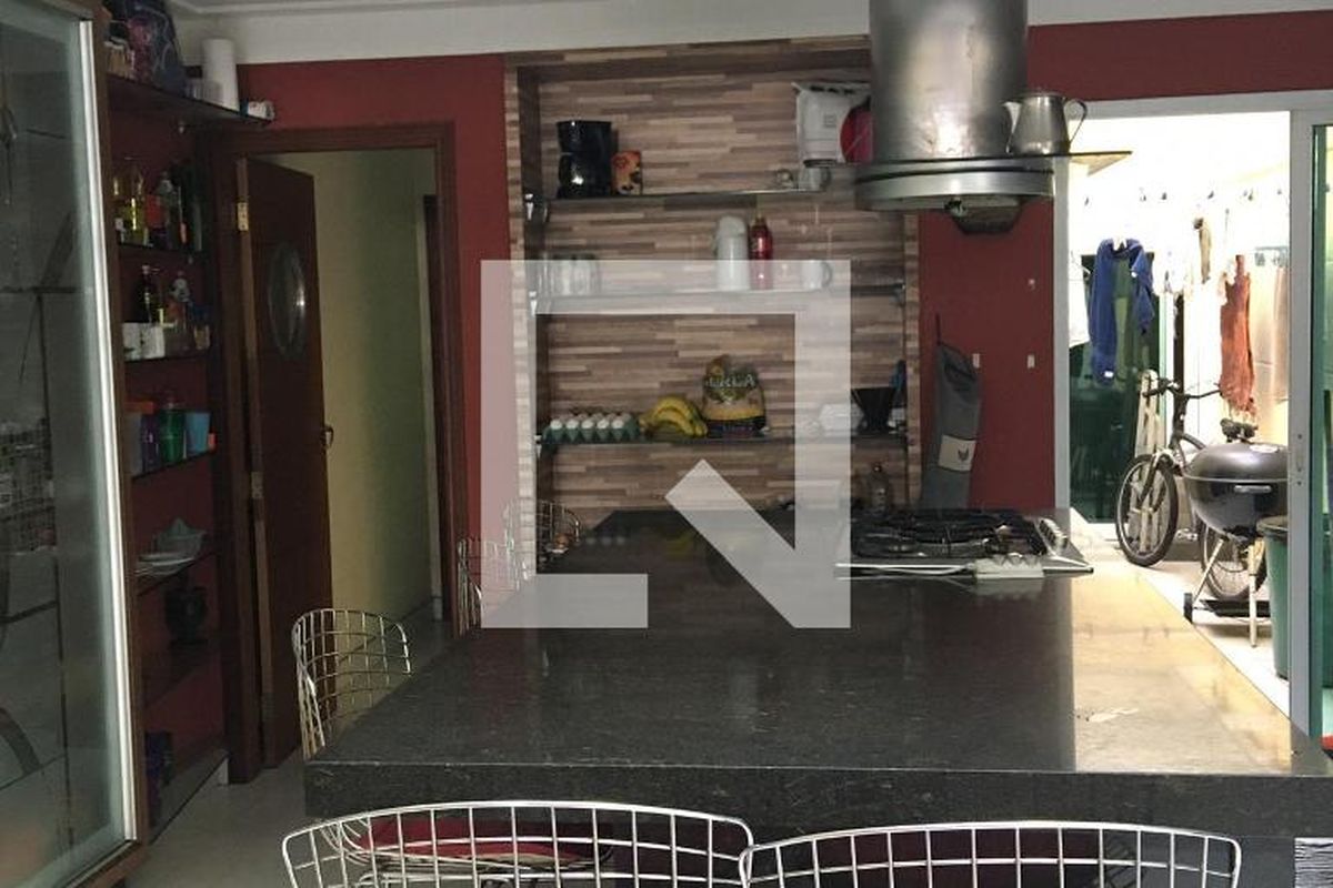 Casa, 3 quartos, 234 m² - Foto 25