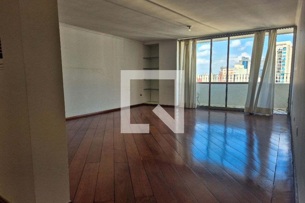 Apartamento, 3 quartos, 182 m² - Foto 2