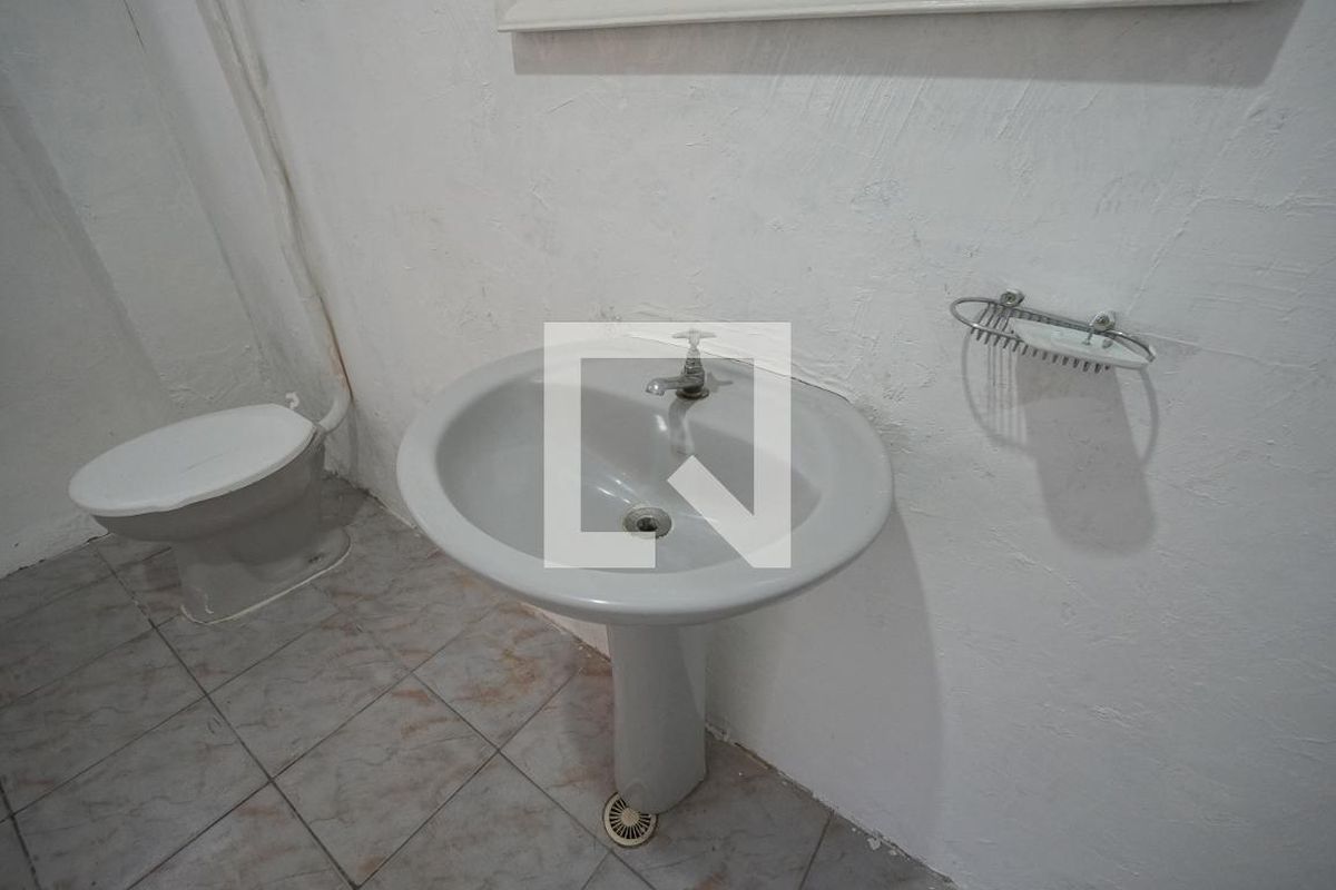 Casa, 2 quartos, 70 m² - Foto 17