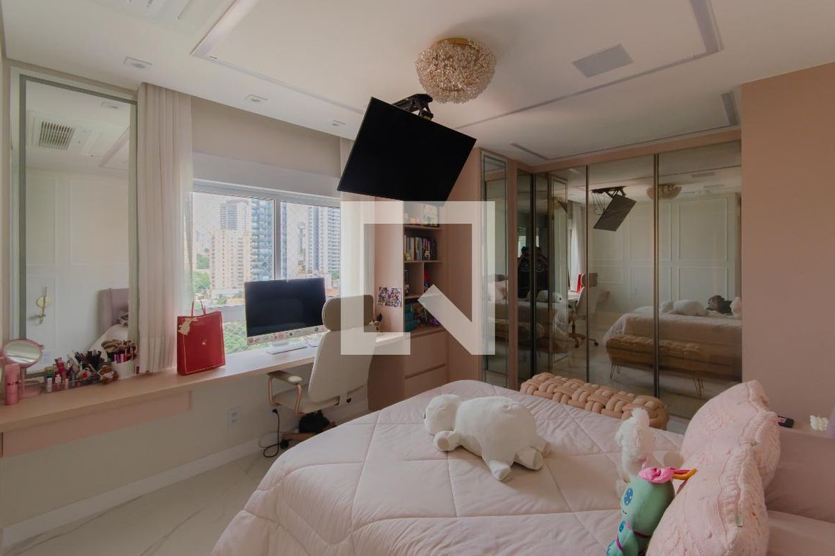 Apartamento, 3 quartos, 254 m² - Foto 12