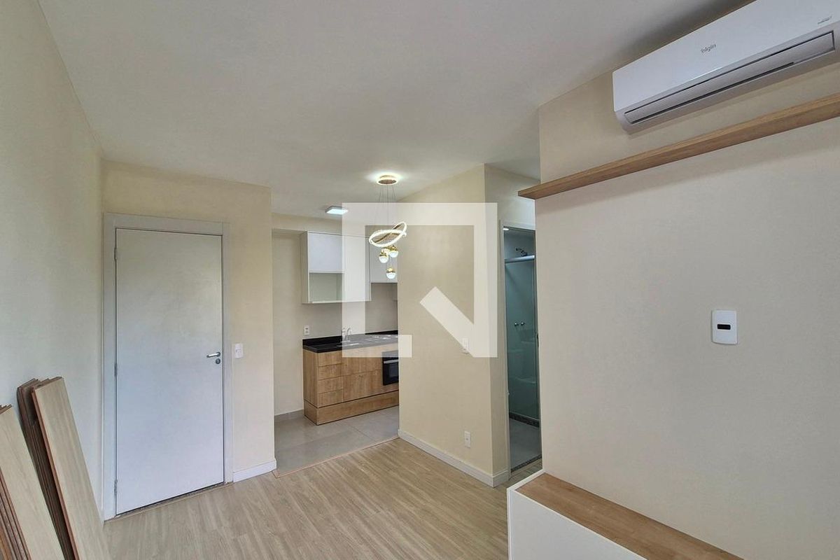 Apartamento à Venda - Centro, 2 Quartos,  57 m2 em , Campinas - sp | SoloBR