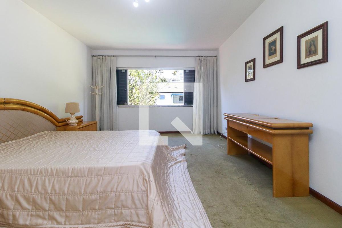 Casa, 4 quartos, 559 m² - Foto 47