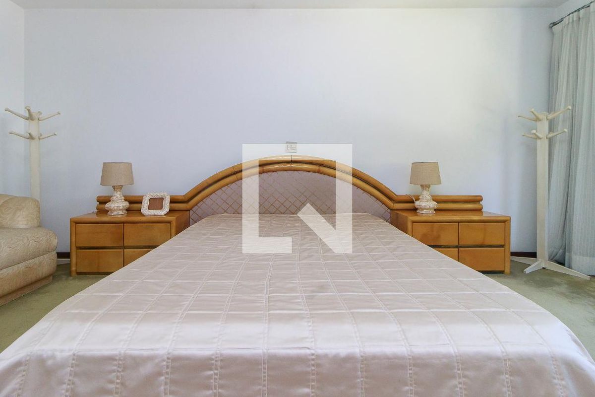 Casa, 4 quartos, 559 m² - Foto 48