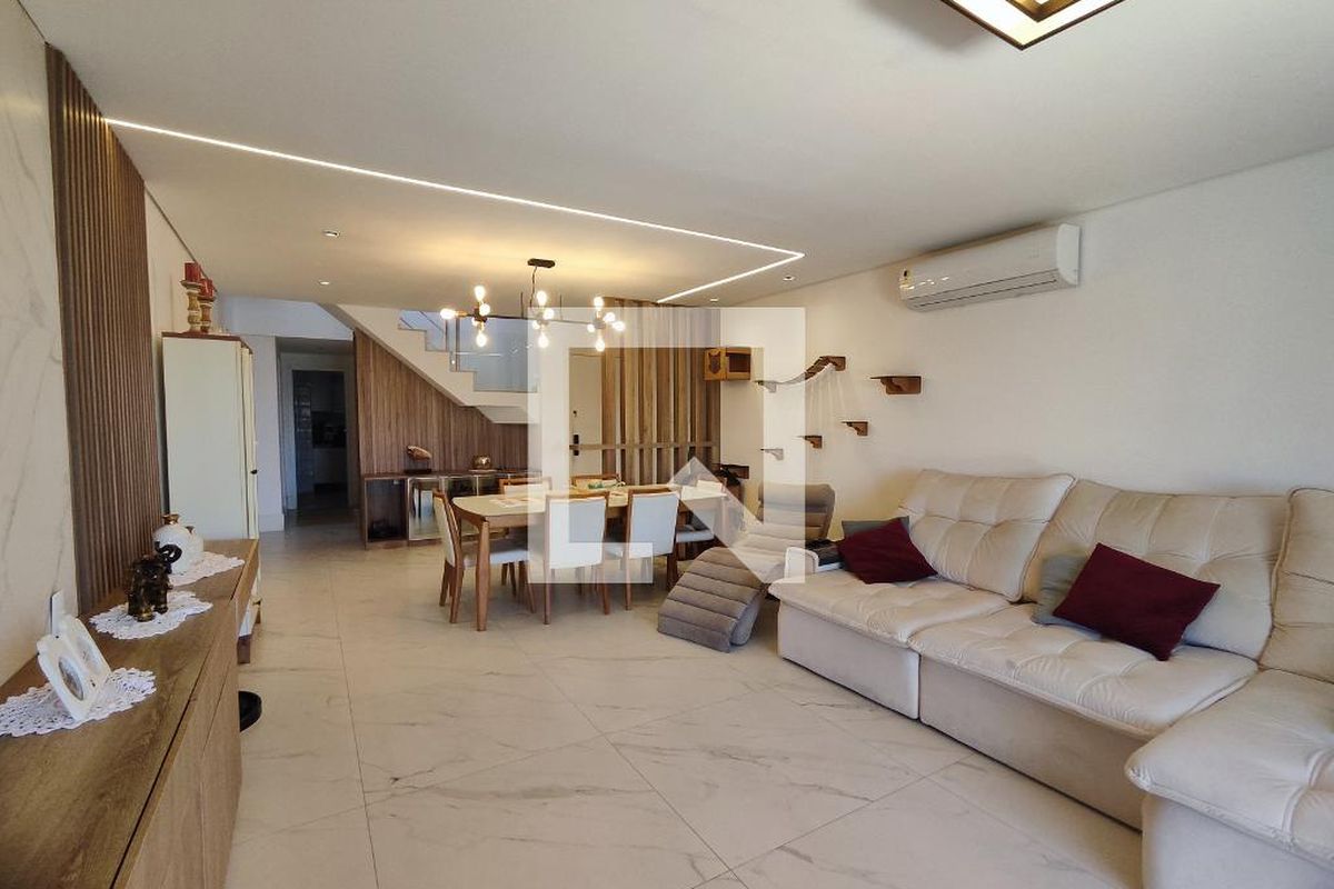Cobertura, 3 quartos, 215 m² - Foto 6