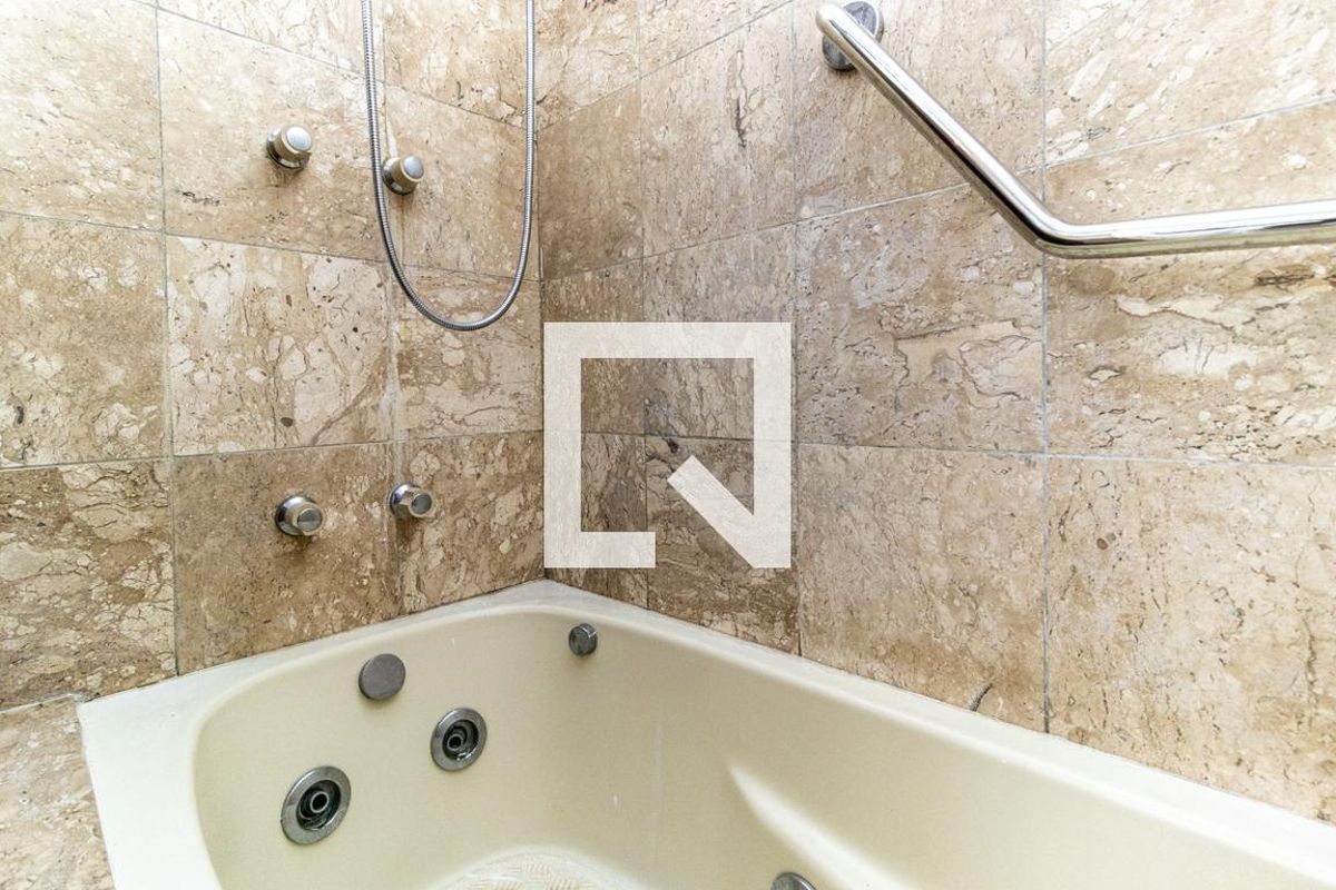 Apartamento, 3 quartos, 182 m² - Foto 85