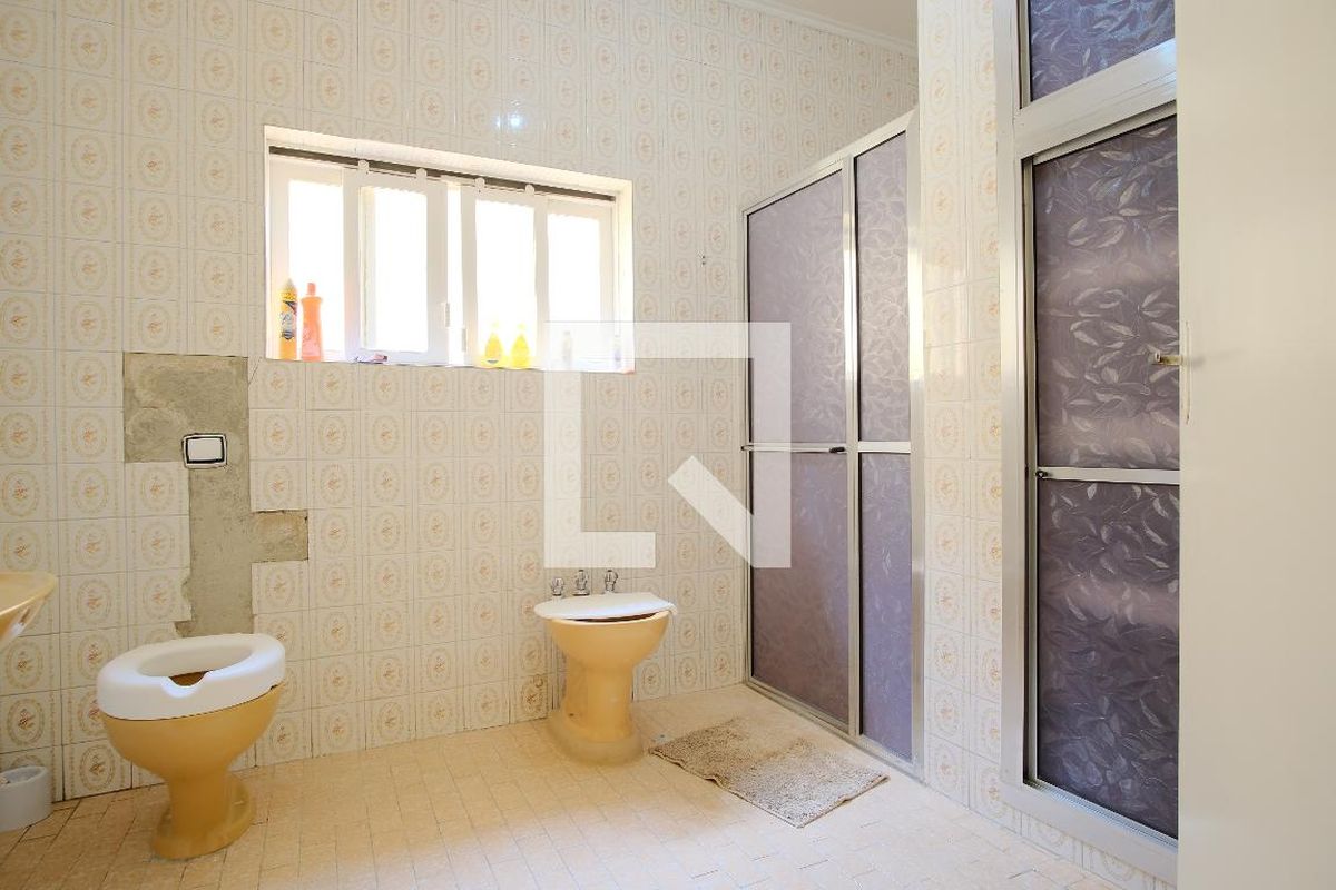 Casa, 3 quartos, 240 m² - Foto 30