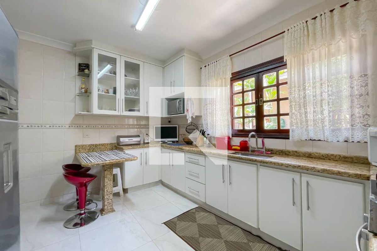Casa, 4 quartos, 250 m² - Foto 77