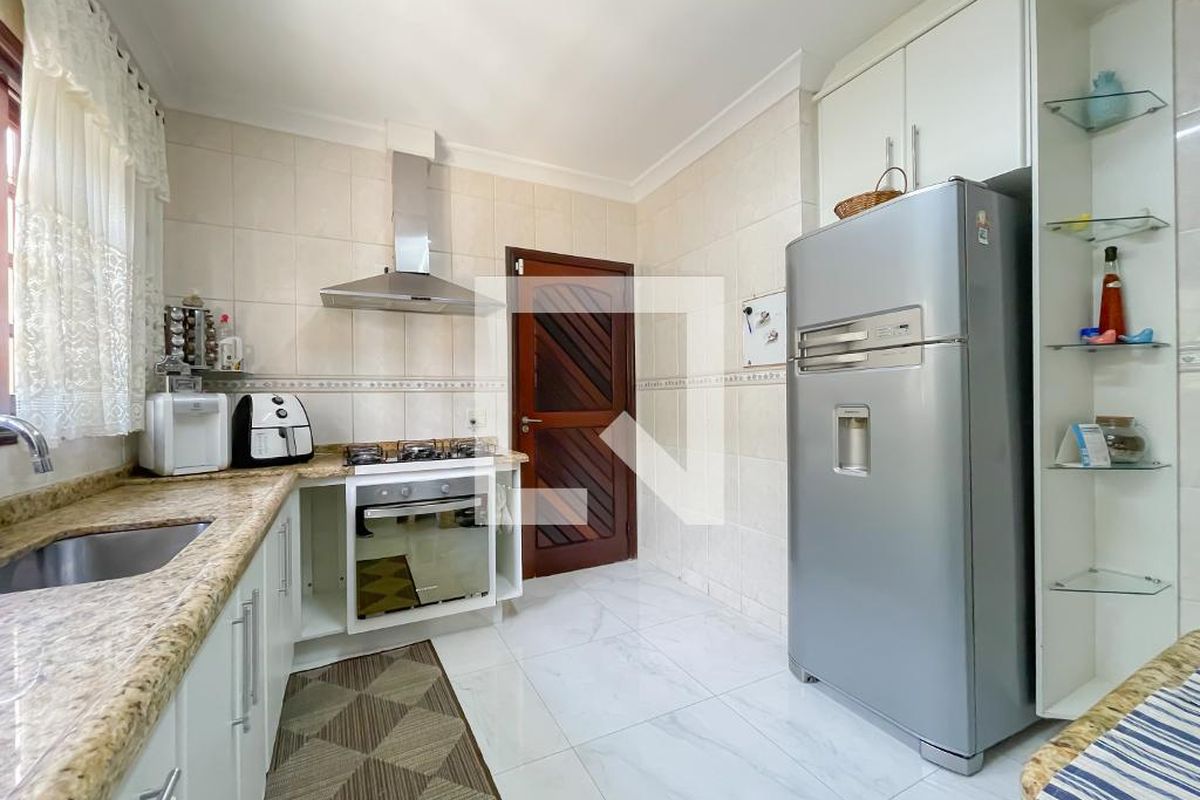 Casa, 4 quartos, 250 m² - Foto 75