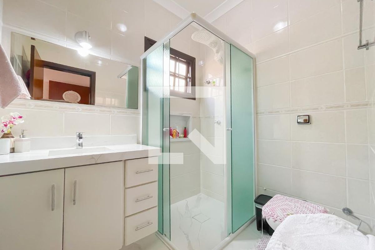 Casa, 4 quartos, 250 m² - Foto 45