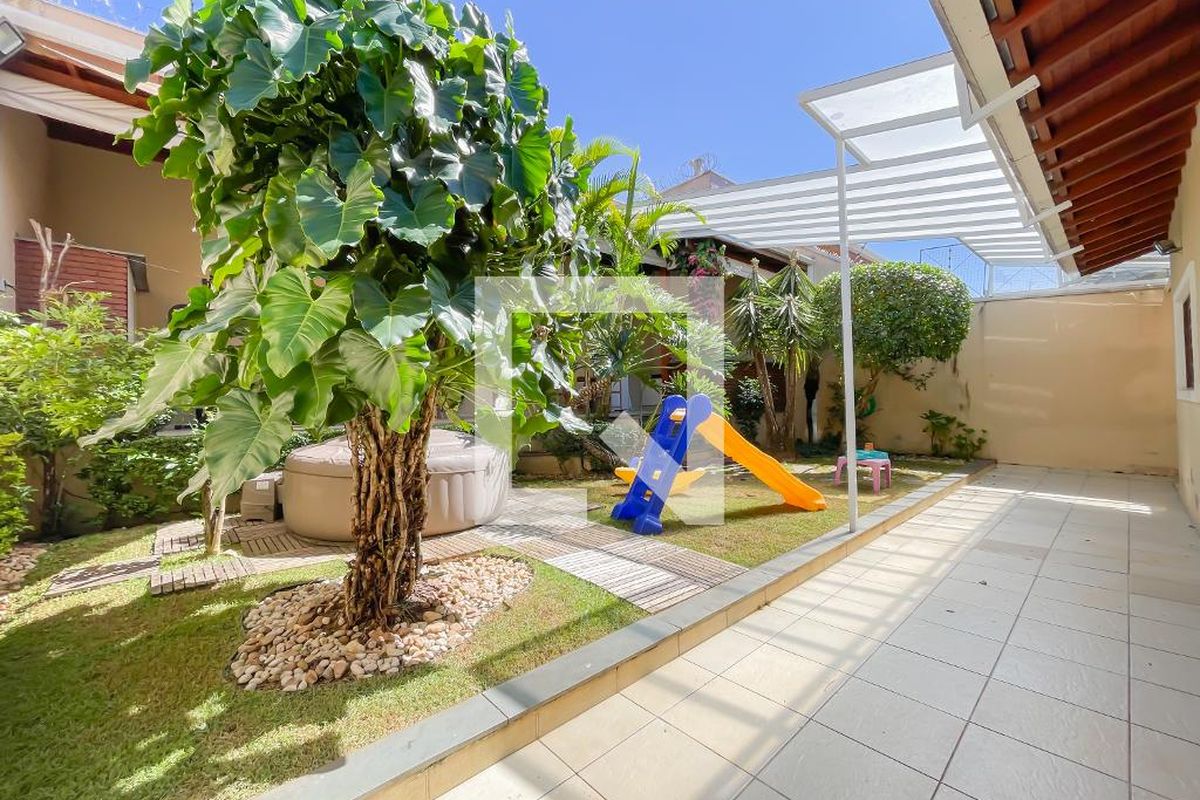 Casa, 4 quartos, 250 m² - Foto 81