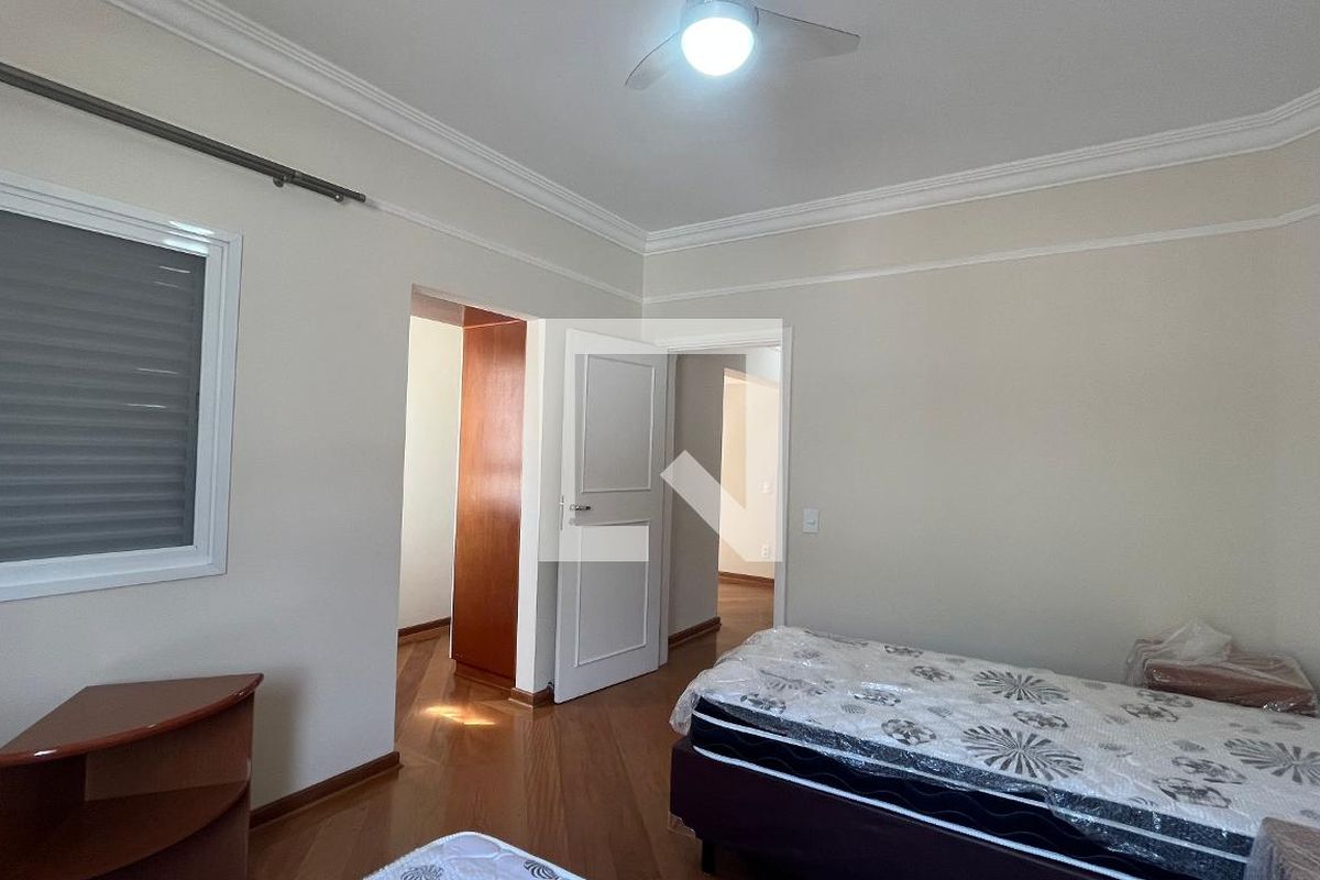 Casa à Venda - Jardim Chapadão, 6 Quartos,  382 m2 em , Campinas - sp | SoloBR