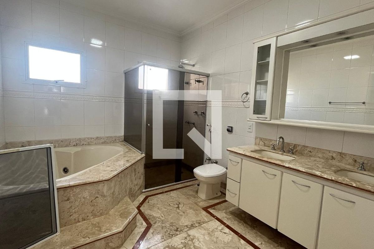 Casa à Venda - Jardim Chapadão, 6 Quartos,  382 m2 em , Campinas - sp | SoloBR