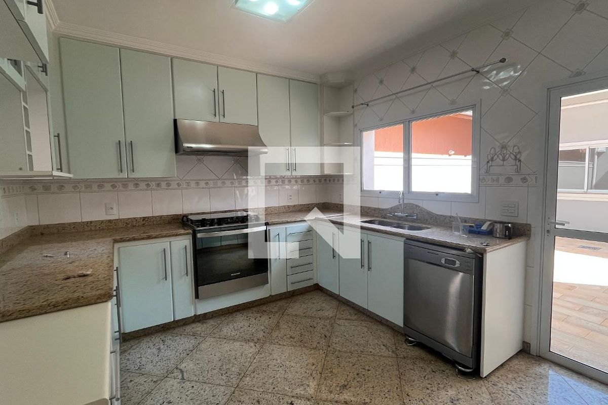 Casa à Venda - Jardim Chapadão, 6 Quartos,  382 m2 em , Campinas - sp | SoloBR