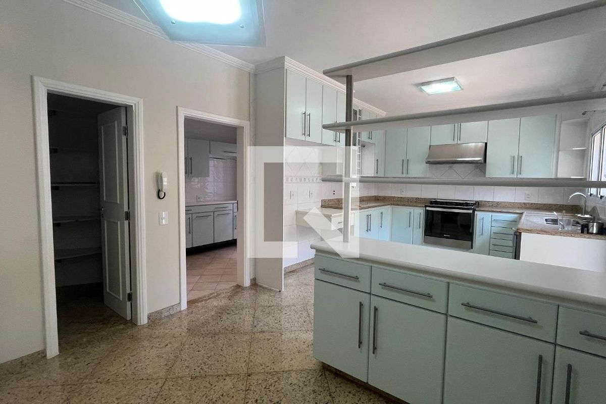 Casa à Venda - Jardim Chapadão, 6 Quartos,  382 m2 em , Campinas - sp | SoloBR
