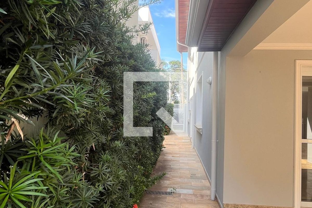 Casa à Venda - Jardim Chapadão, 6 Quartos,  382 m2 em , Campinas - sp | SoloBR