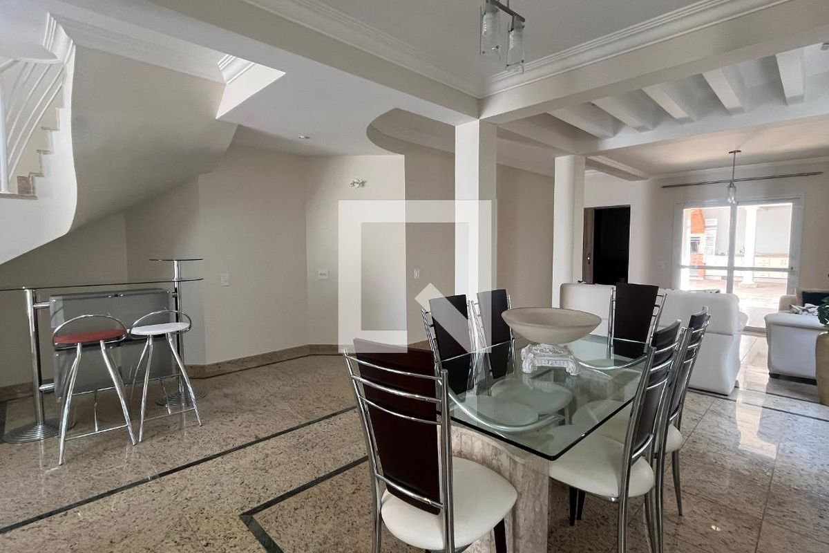 Casa à Venda - Jardim Chapadão, 6 Quartos,  382 m2 em , Campinas - sp | SoloBR