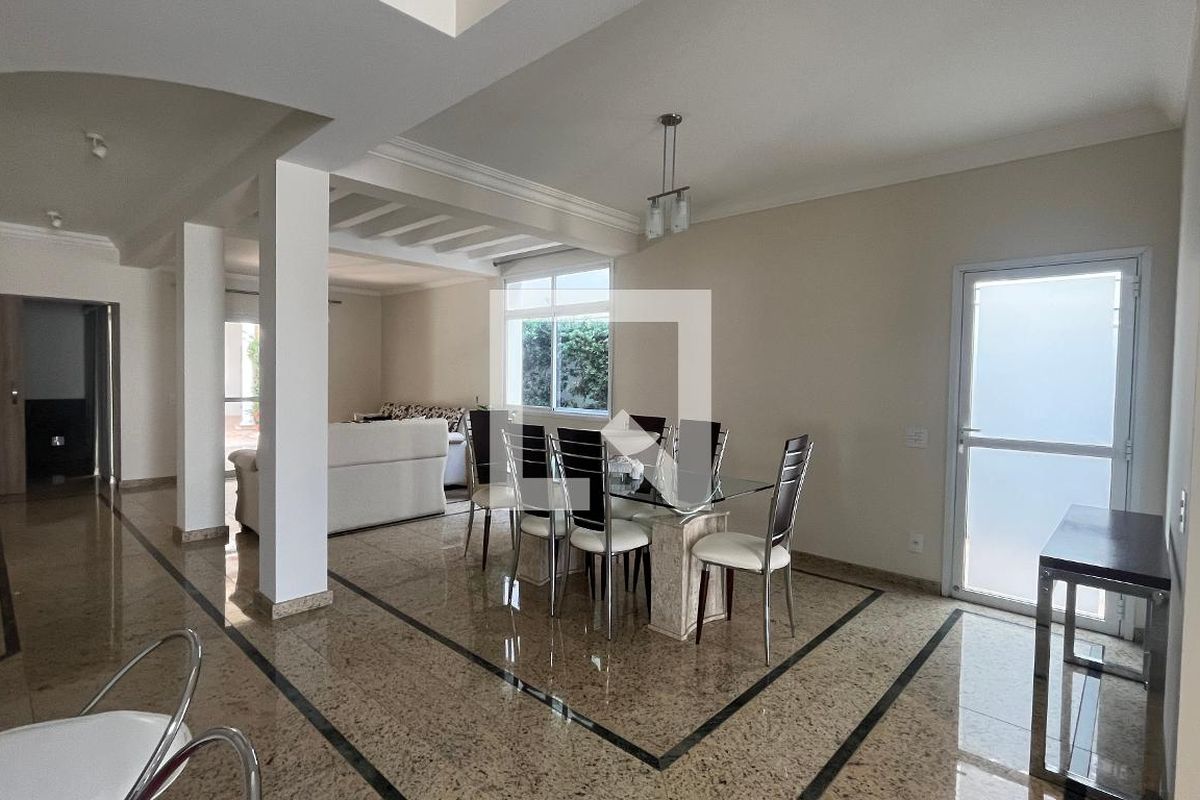 Casa à Venda - Jardim Chapadão, 6 Quartos,  382 m2 em , Campinas - sp | SoloBR