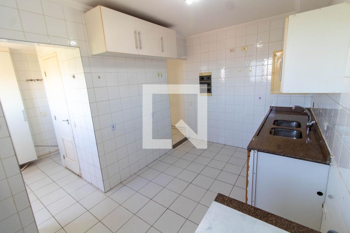 Apartamento à Venda - Vila Brandina, 3 Quartos,  135 m2 em , Campinas - sp | SoloBR