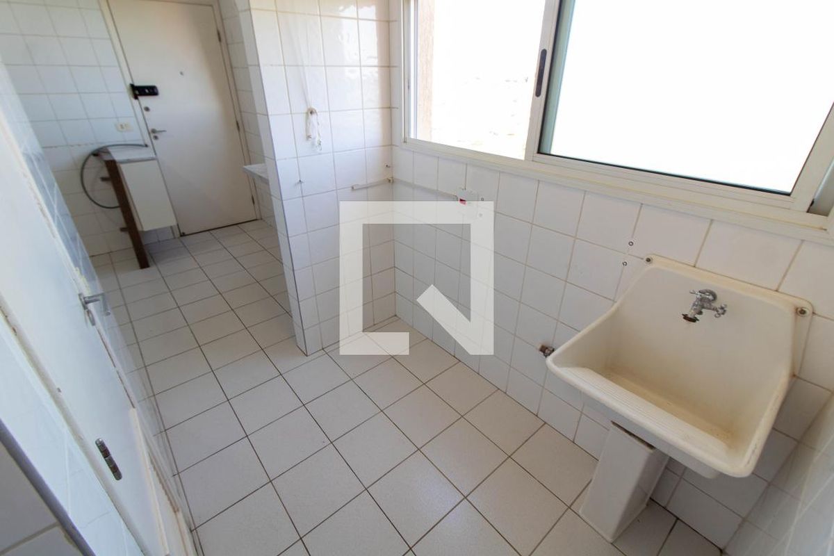 Apartamento à Venda - Vila Brandina, 3 Quartos,  135 m2 em , Campinas - sp | SoloBR